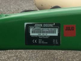 2012 John Deere 4320