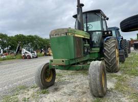 John Deere 4455