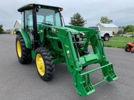 2016 John Deere 5065E