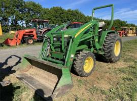 John Deere 790