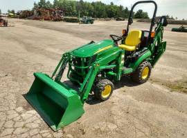 2016 John Deere 1025R