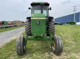 John Deere 4230