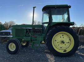 John Deere 2940