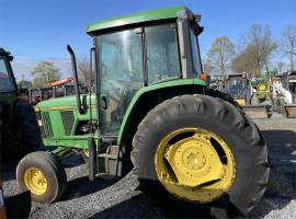 John Deere 6400