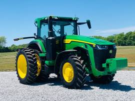 2021 John Deere 8R 230