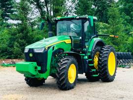 2021 John Deere 8R 230