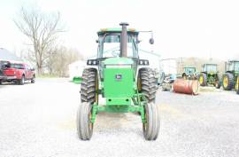 1983 John Deere 4450