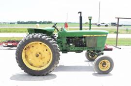 1968 John Deere 2510