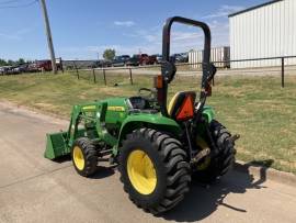 2015 John Deere 3038E