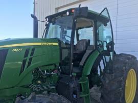 2020 John Deere 6120E