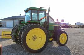 2003 John Deere 7810