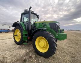 2021 John Deere 6195M