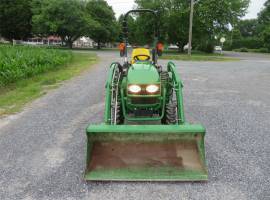 2013 John Deere 2032R