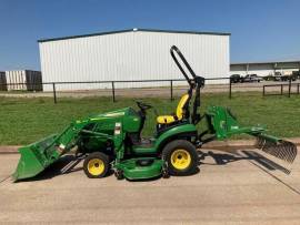 2018 John Deere 1025R