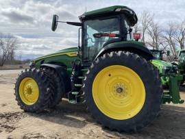 2021 John Deere 8R 370