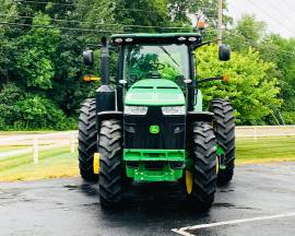 2013 John Deere 8235R