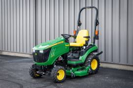 2015 John Deere 1025R