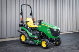 2015 John Deere 1025R