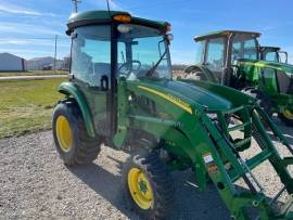 2014 John Deere 3046R