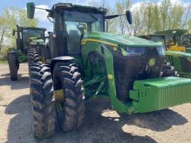 2021 John Deere 8R 370