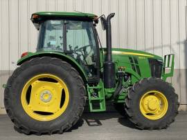 2021 John Deere 6120E