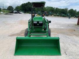 2020 John Deere 5075E