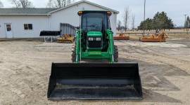 2015 John Deere 5055E