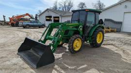 2015 John Deere 5055E