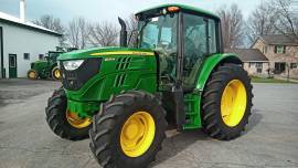 2015 John Deere 6125M