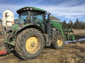 2016 John Deere 7210R