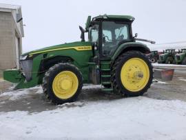 2020 John Deere 8R 250