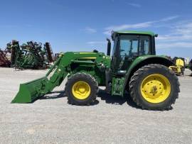 2017 John Deere 6120M