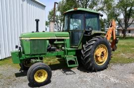 1974 John Deere 4230