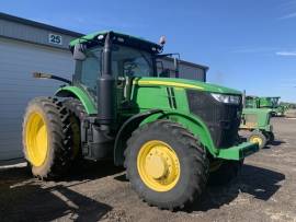 2014 John Deere 7210R