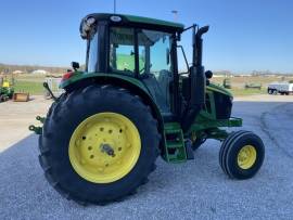 2020 John Deere 6120M