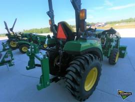 2019 John Deere 2038R