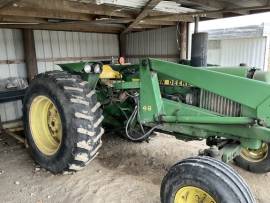 1976 John Deere 2640