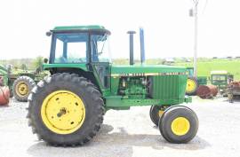 1982 John Deere 4440