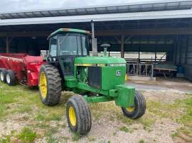 John Deere 4050