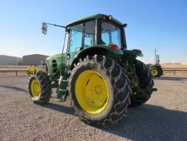 2010 John Deere 7130