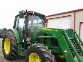 John Deere 6430