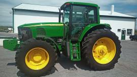 2003 John Deere 7520