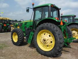 2016 John Deere 6155M