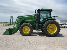 2015 John Deere 7210R