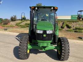 2018 John Deere 5065E