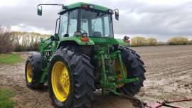 1993 John Deere 7600