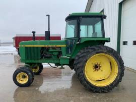 1974 John Deere 4230