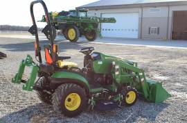 2017 John Deere 1025R