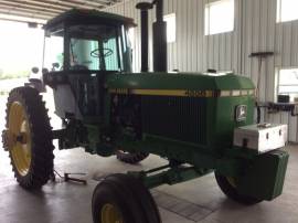 1991 John Deere 4555