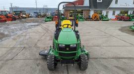 2015 John Deere 1025R